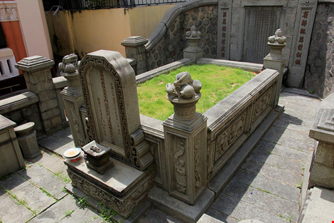 Choáng ngợp khu mộ cổ của bá hộ giàu nhất Sài Gòn xưa - 19